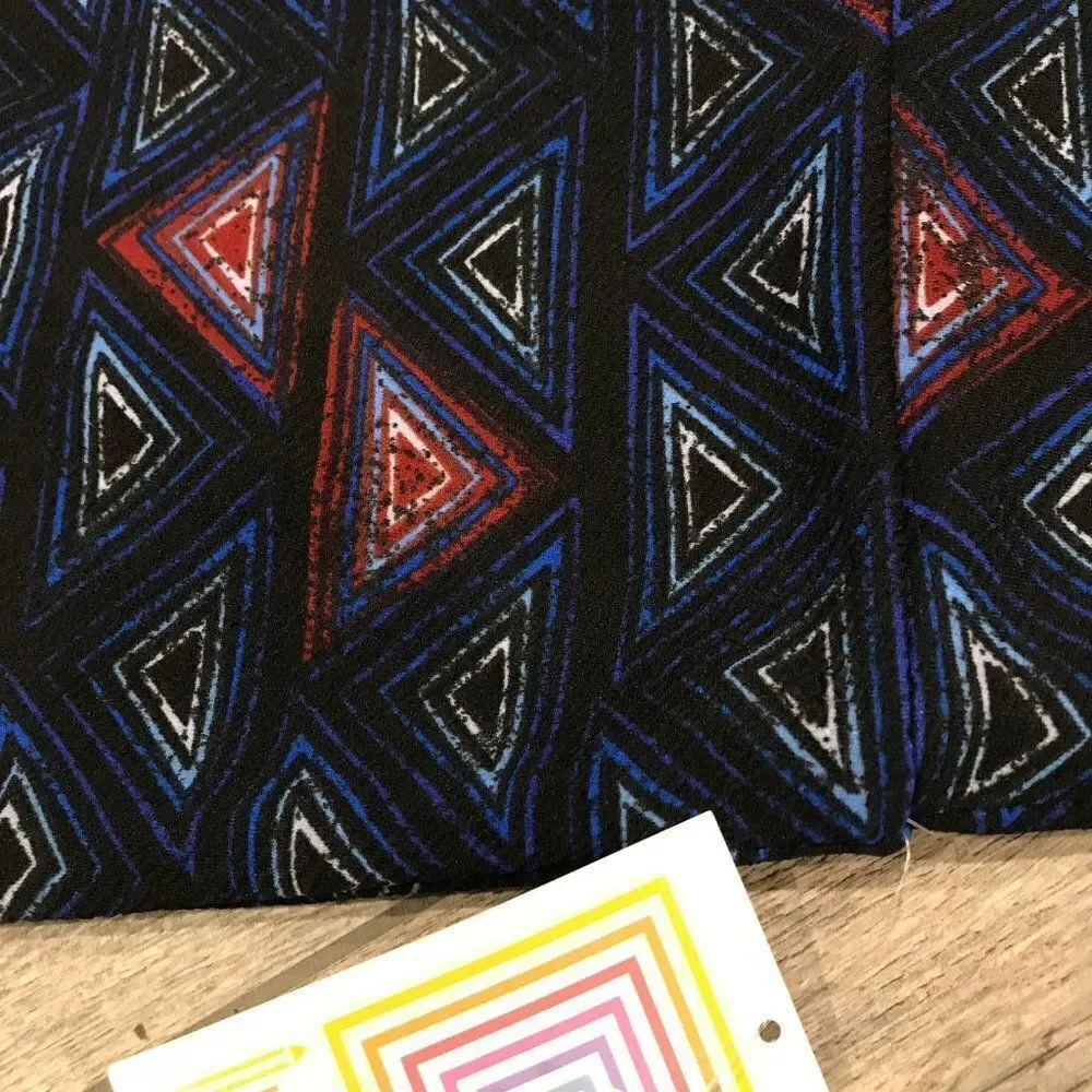 LuLaRoe casual‎ geometric print mini Cassie skirt size medium